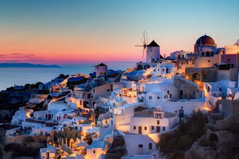 http://twistedsifter.com/2013/06/sunset-in-oia-santorini/