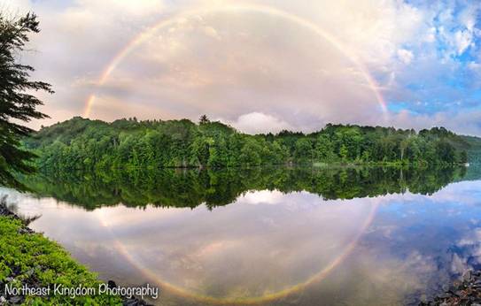 http://twistedsifter.com/2013/08/the-full-circle-rainbow/